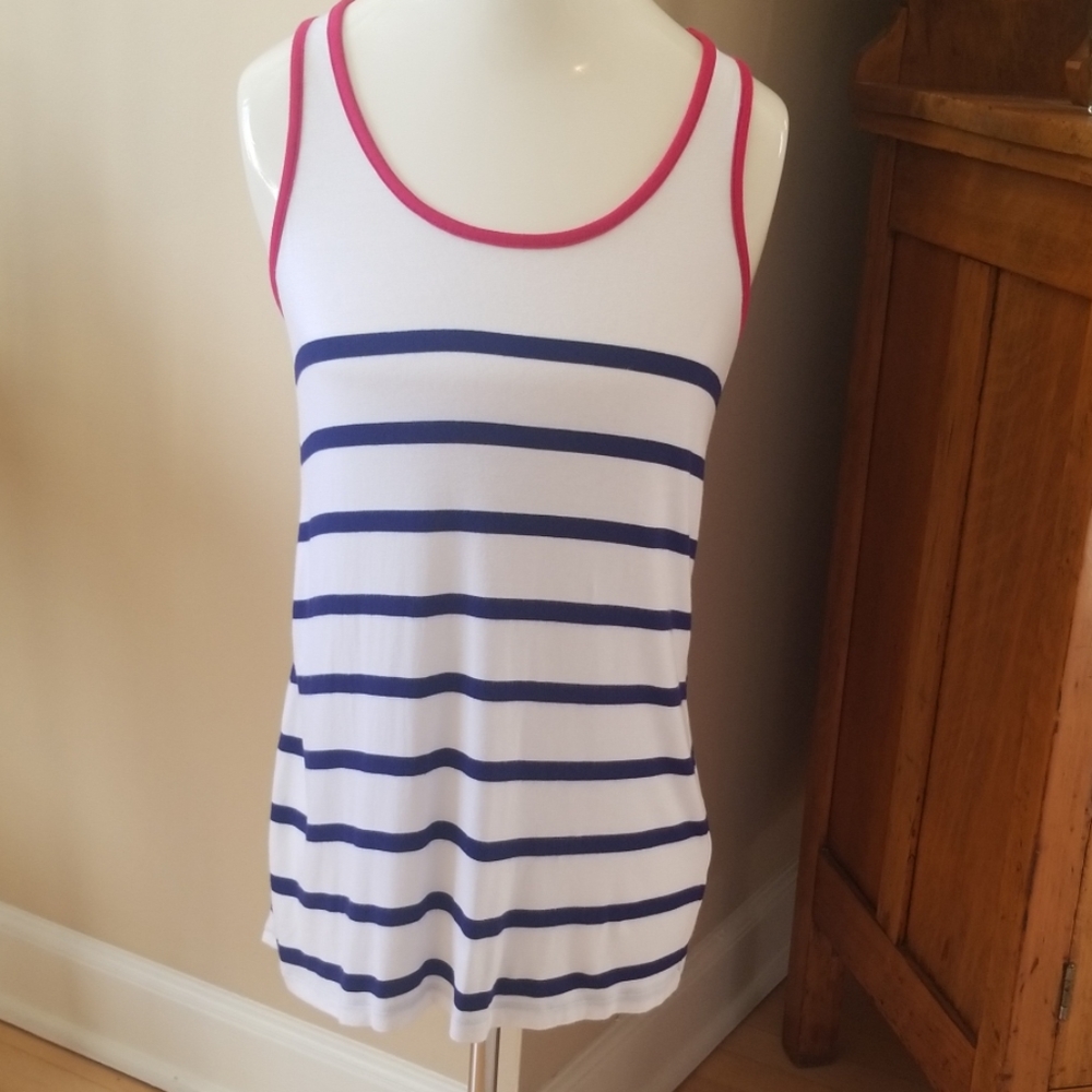 Razor back tunic tank top 💋